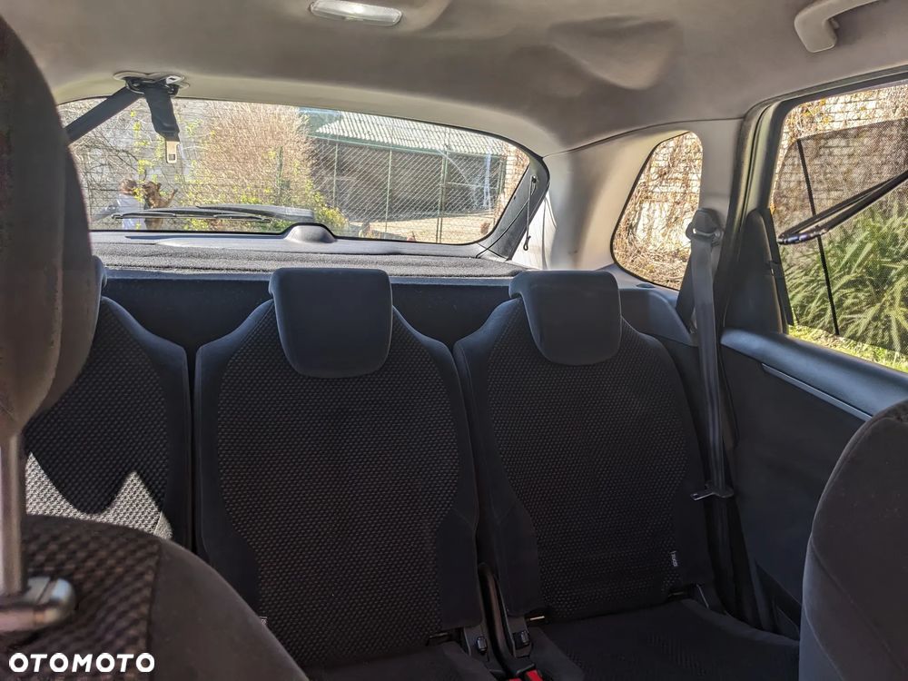Citroën C4 HDi 110 FAP Style - 24