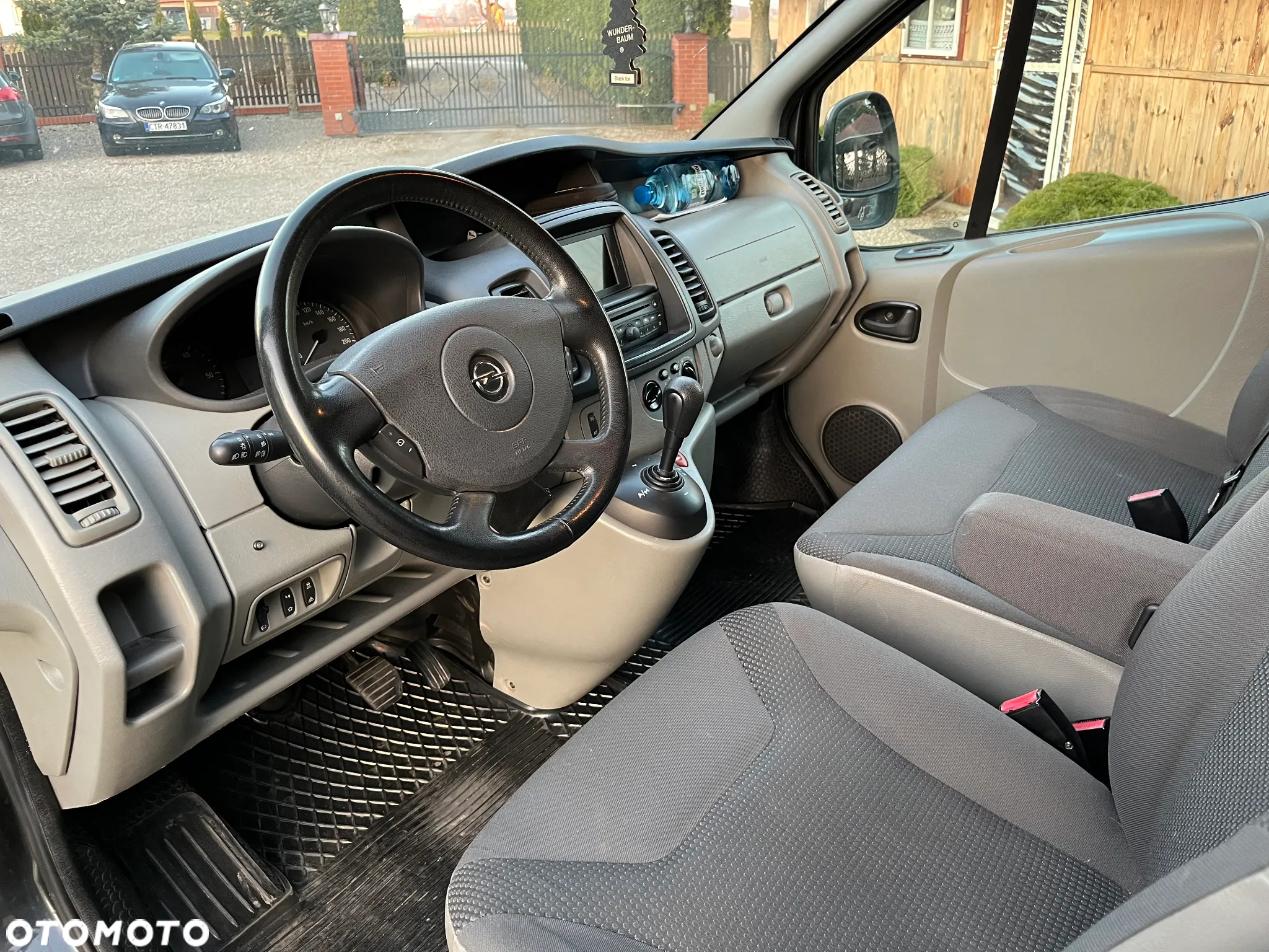 Opel Vivaro 2.0 CDTI L2H1 Easytronic Life Cosmo - 10