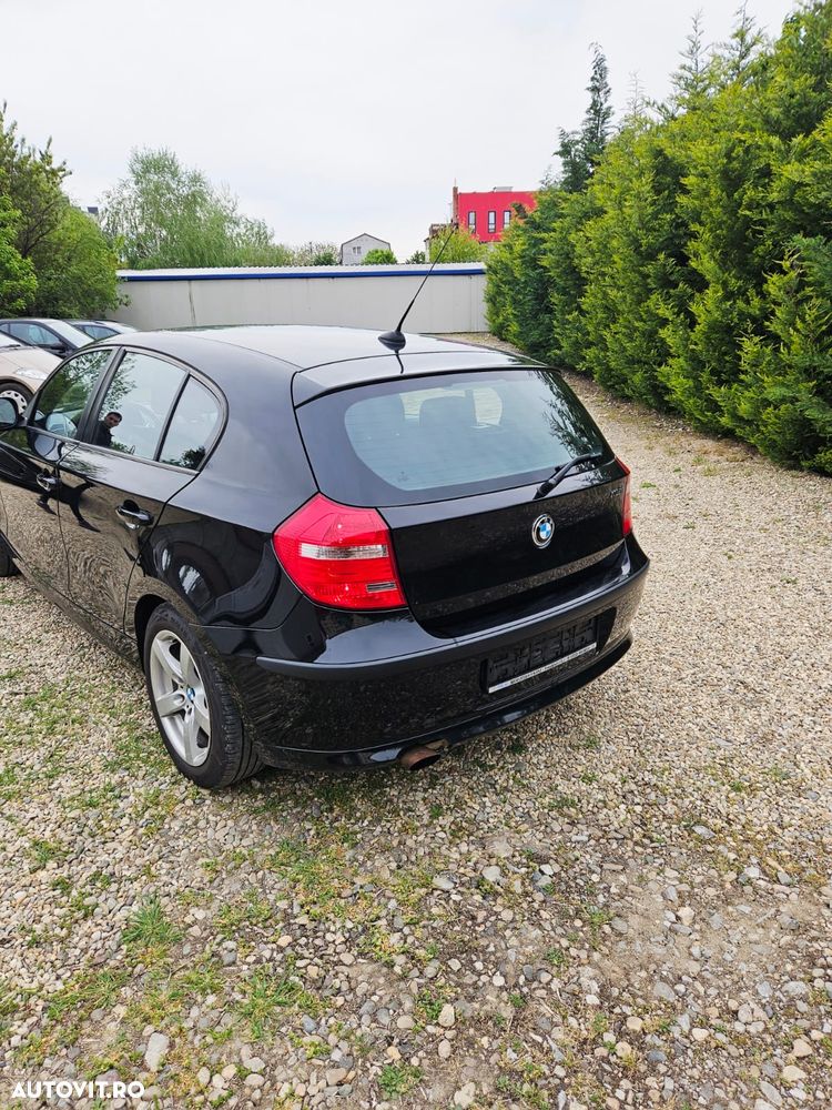 BMW Seria 1 118i - 4