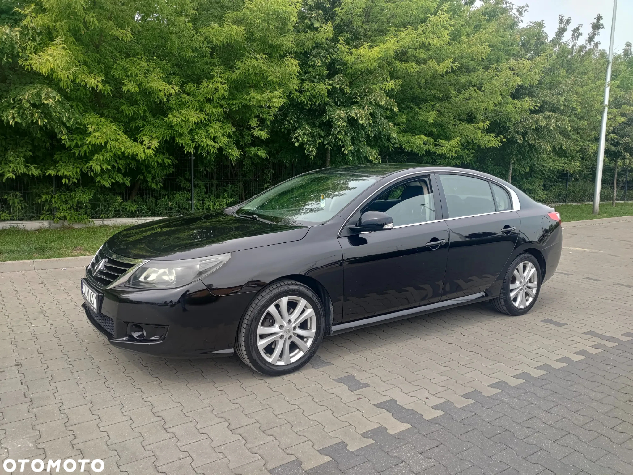 Renault Laguna 2.0 dCi Black Edition - 29