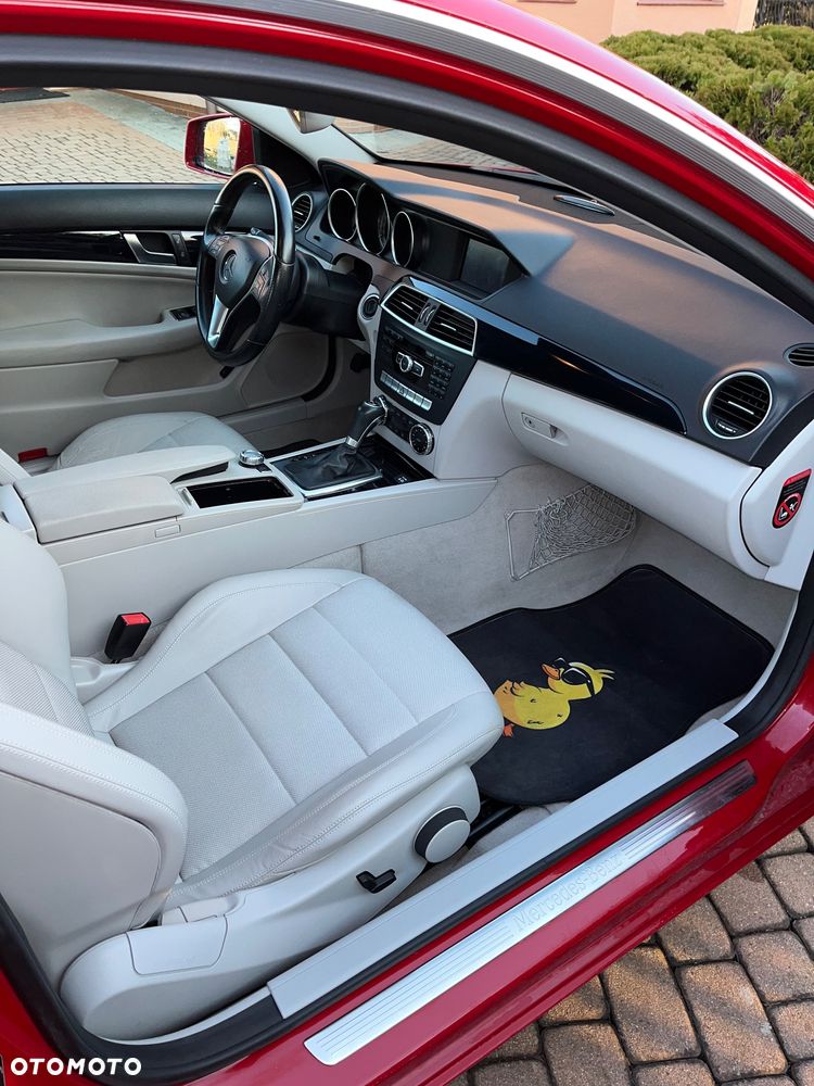 Mercedes-Benz Klasa C 180 BlueEFFICIENCY 7G-TRONIC - 7