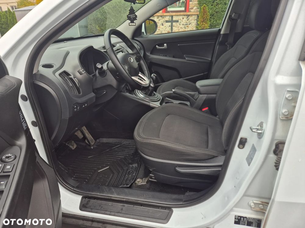 Kia Sportage - 14