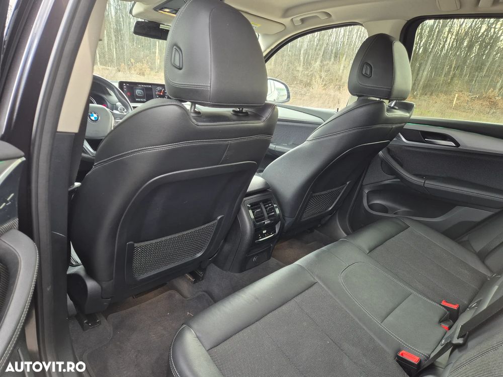 BMW X3 xDrive20d AT xLine - 10