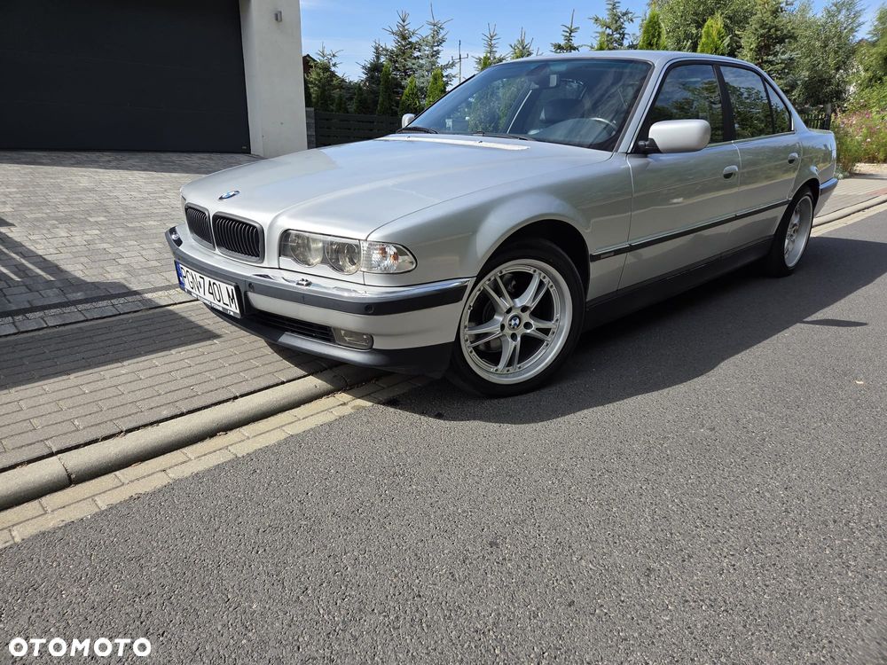BMW Seria 7 740d - 1