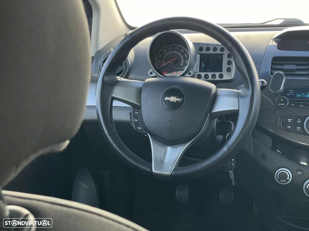 Chevrolet Spark 1.2 LT - 21