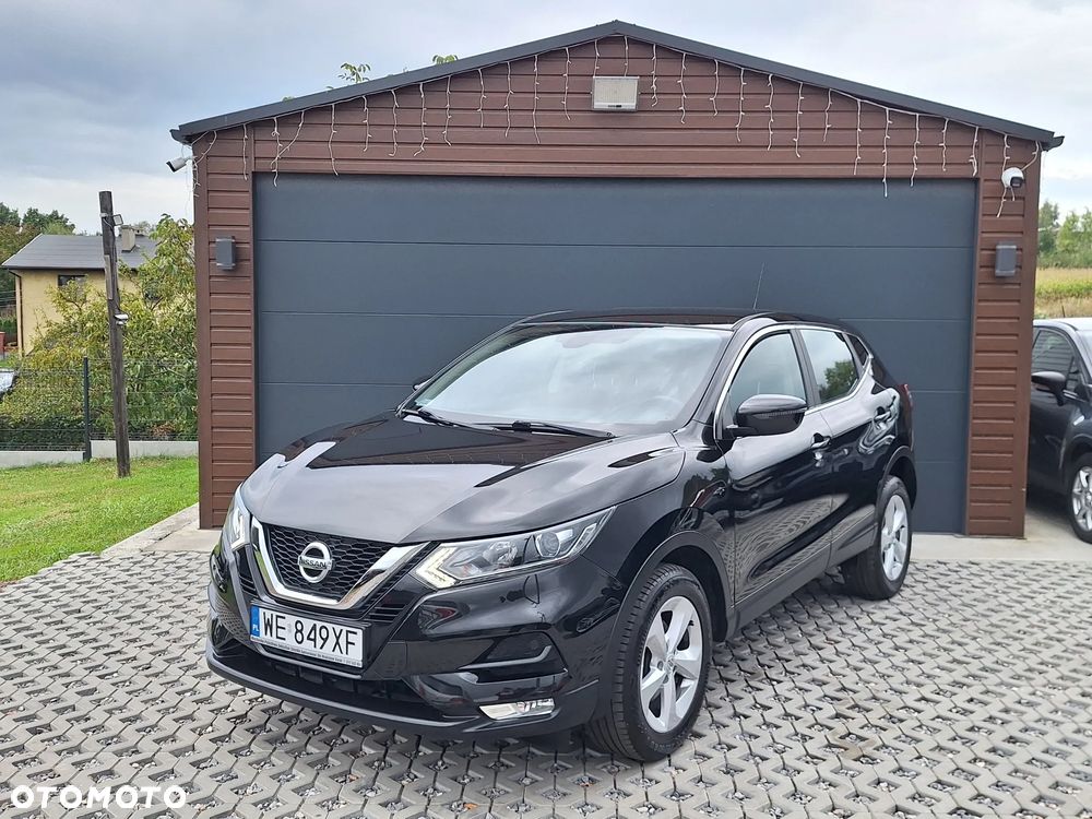 Nissan Qashqai - 1