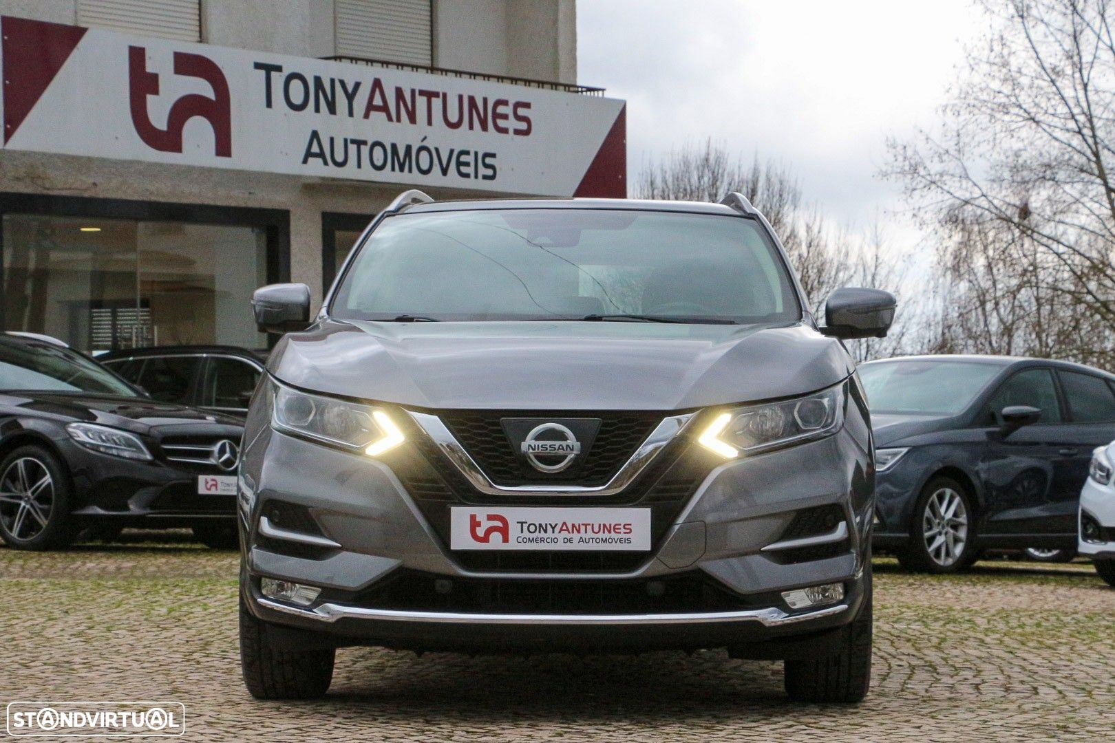 Nissan Qashqai 1.5 dCi N-Connecta - 9