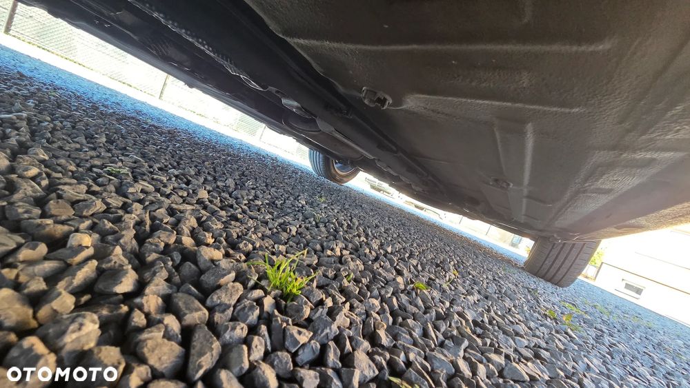 Renault Clio 1.2 16V Limited EU6 - 28