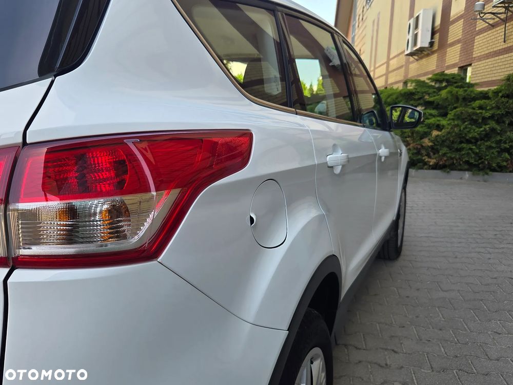 Ford Kuga 2.0 TDCi 4x4 Trend - 16