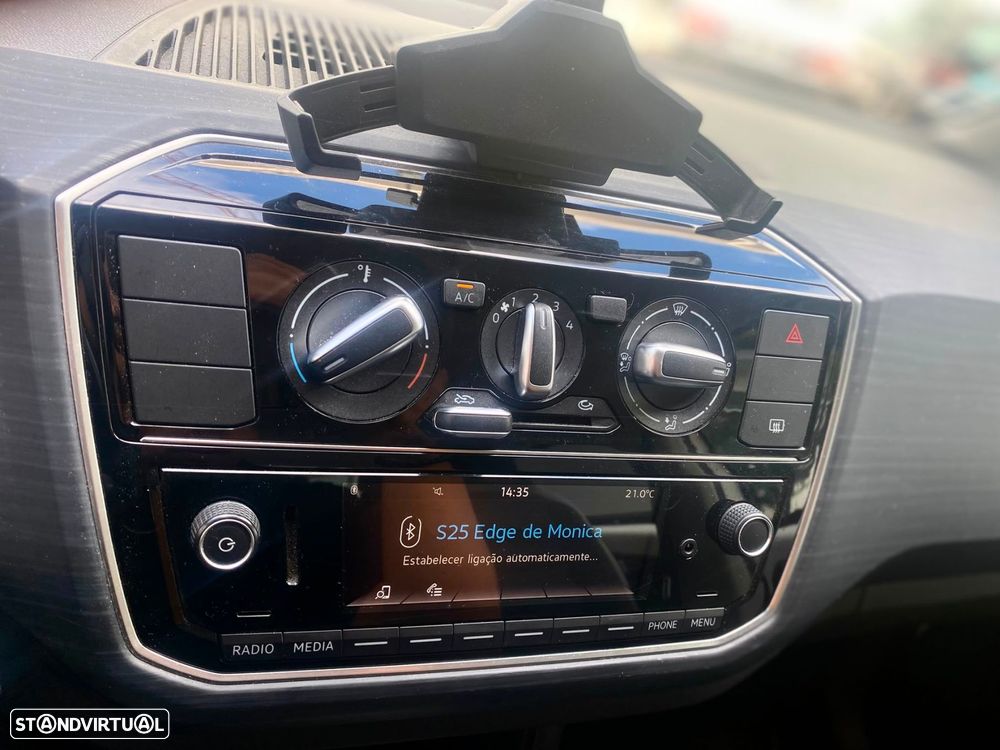 VW Cross Up! 1.0 Auto - 14