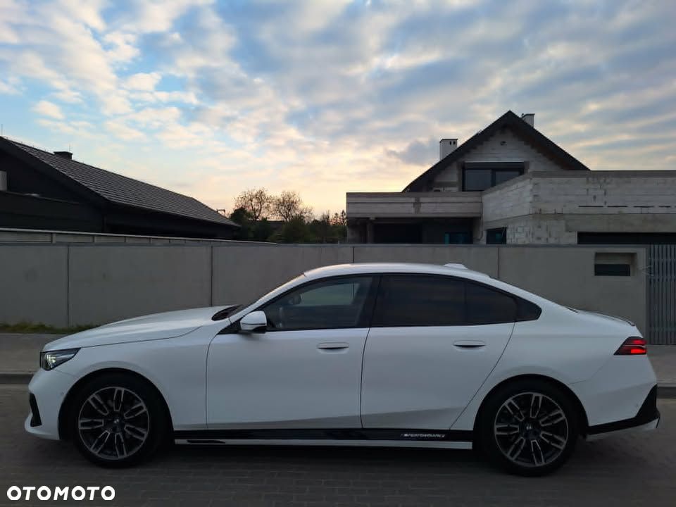 BMW Seria 5 520e Luxury Line sport - 8