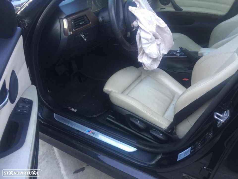 BMW 330d E 91 X drive Pack M 245 cv de 2010 para peças - 4