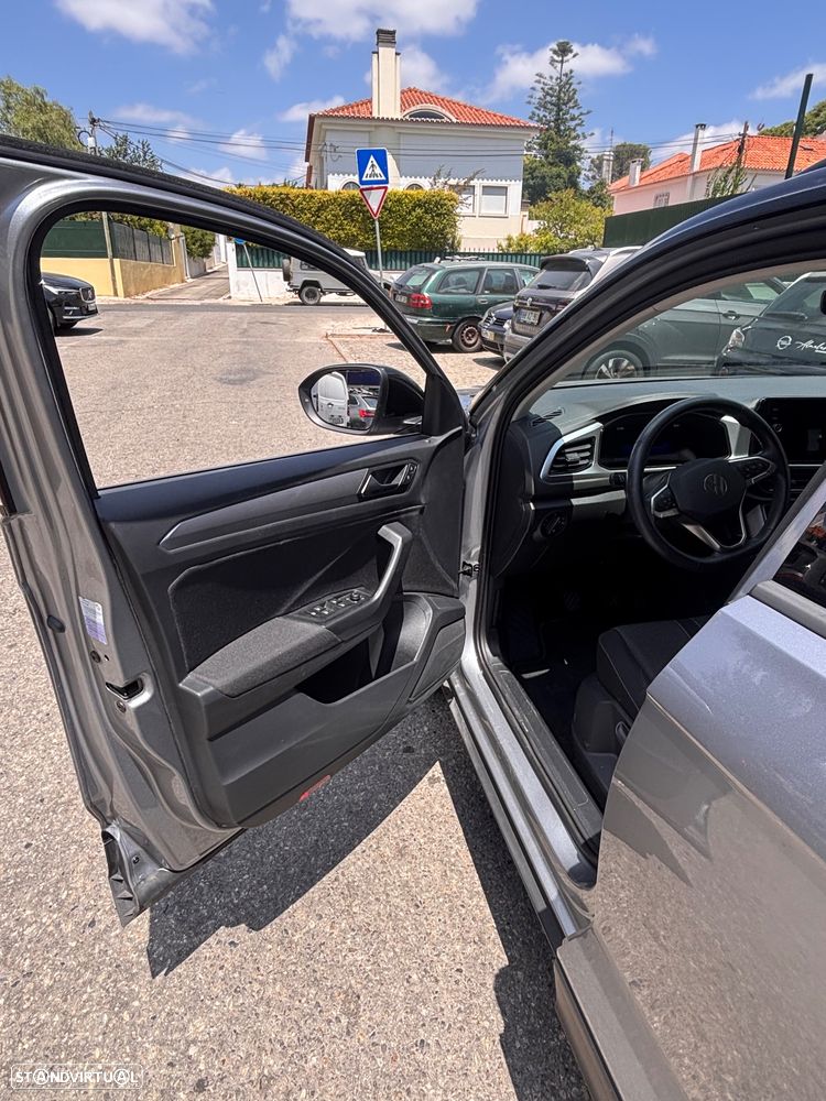 VW T-Roc 1.0 TSI Urban - 19