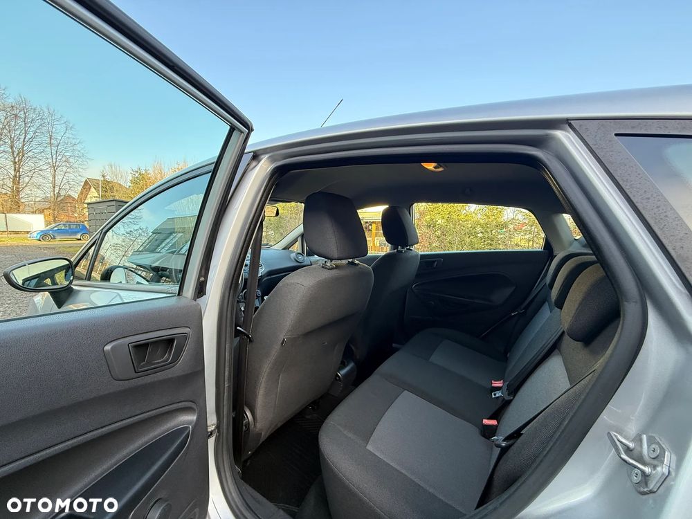 Ford Fiesta 1.25 Silver X plus - 19