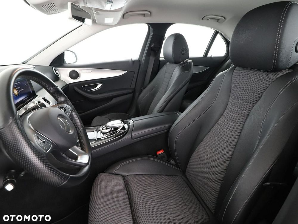 Mercedes-Benz Klasa E 200 9G-TRONIC Avantgarde - 14