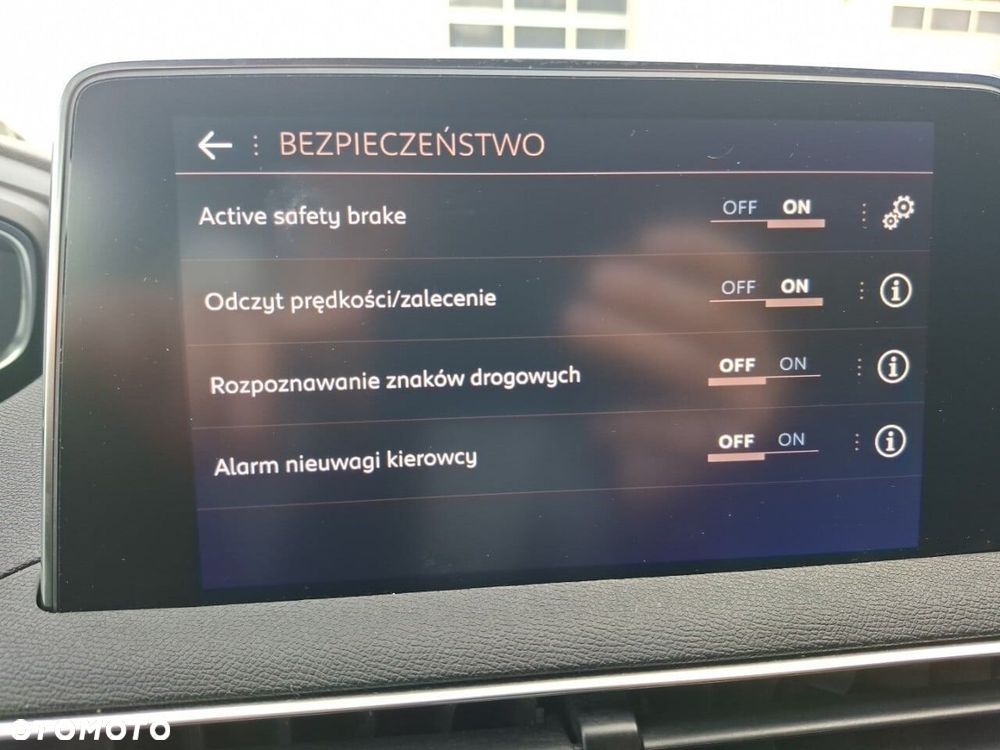 Peugeot 5008 1.5 BlueHDi GT S&S EAT8 - 26
