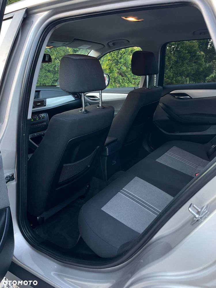 BMW X1 sDrive20d - 27