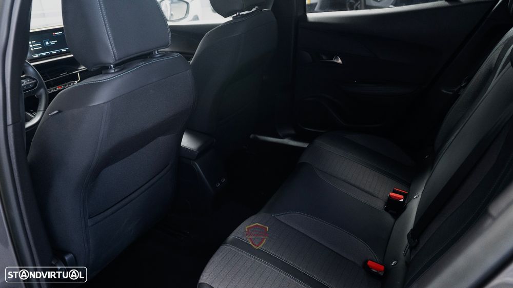 Peugeot 2008 1.2 PureTech Allure - 35
