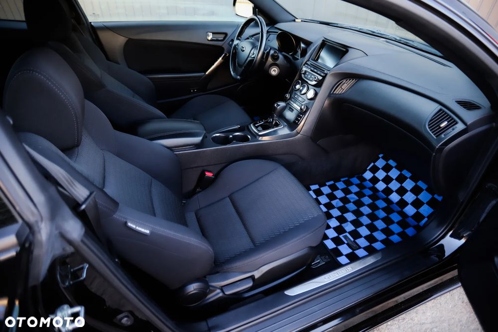 Hyundai Genesis Coupe 2.0 T Automatik - 6