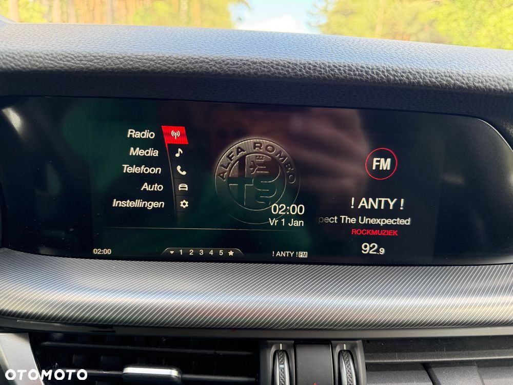 Alfa Romeo Stelvio - 21