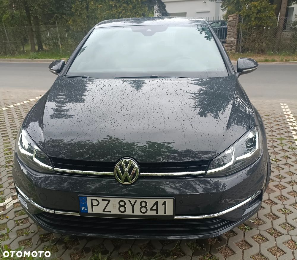 Volkswagen Golf - 2