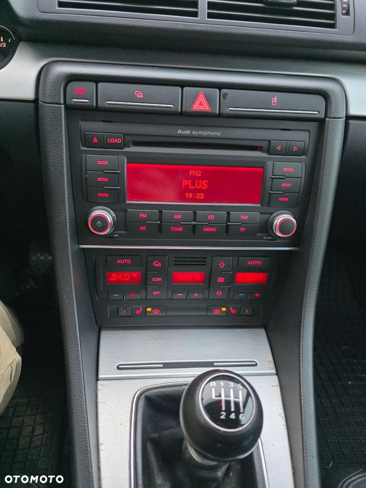 Audi A4 Avant 2.0 TDI DPF Quattro - 9