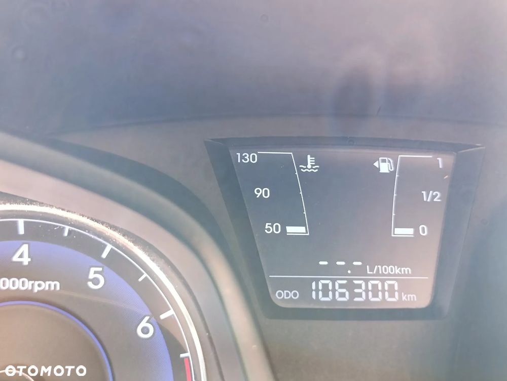 Hyundai ix20 1.4 blue YES Gold - 12