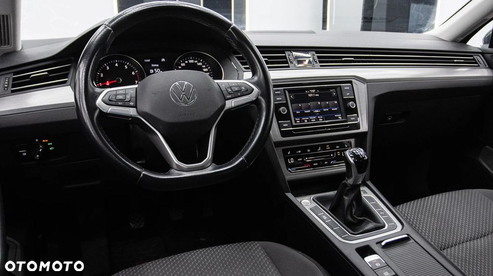 Volkswagen Passat 1.5 TSI EVO Essence - 13