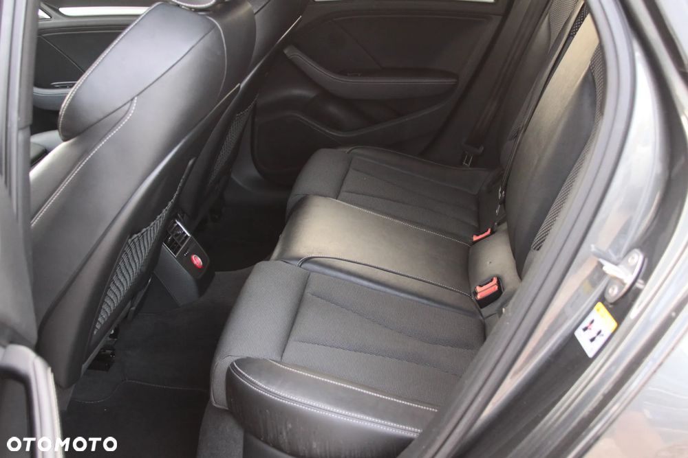 Audi A3 Sportback 1.4 TFSI S tronic S line Sportpaket - 18