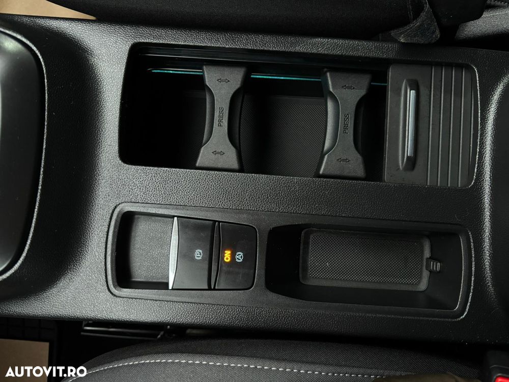 Ford Focus 1.5 TDCi DPF Start-Stopp-System Titanium - 29