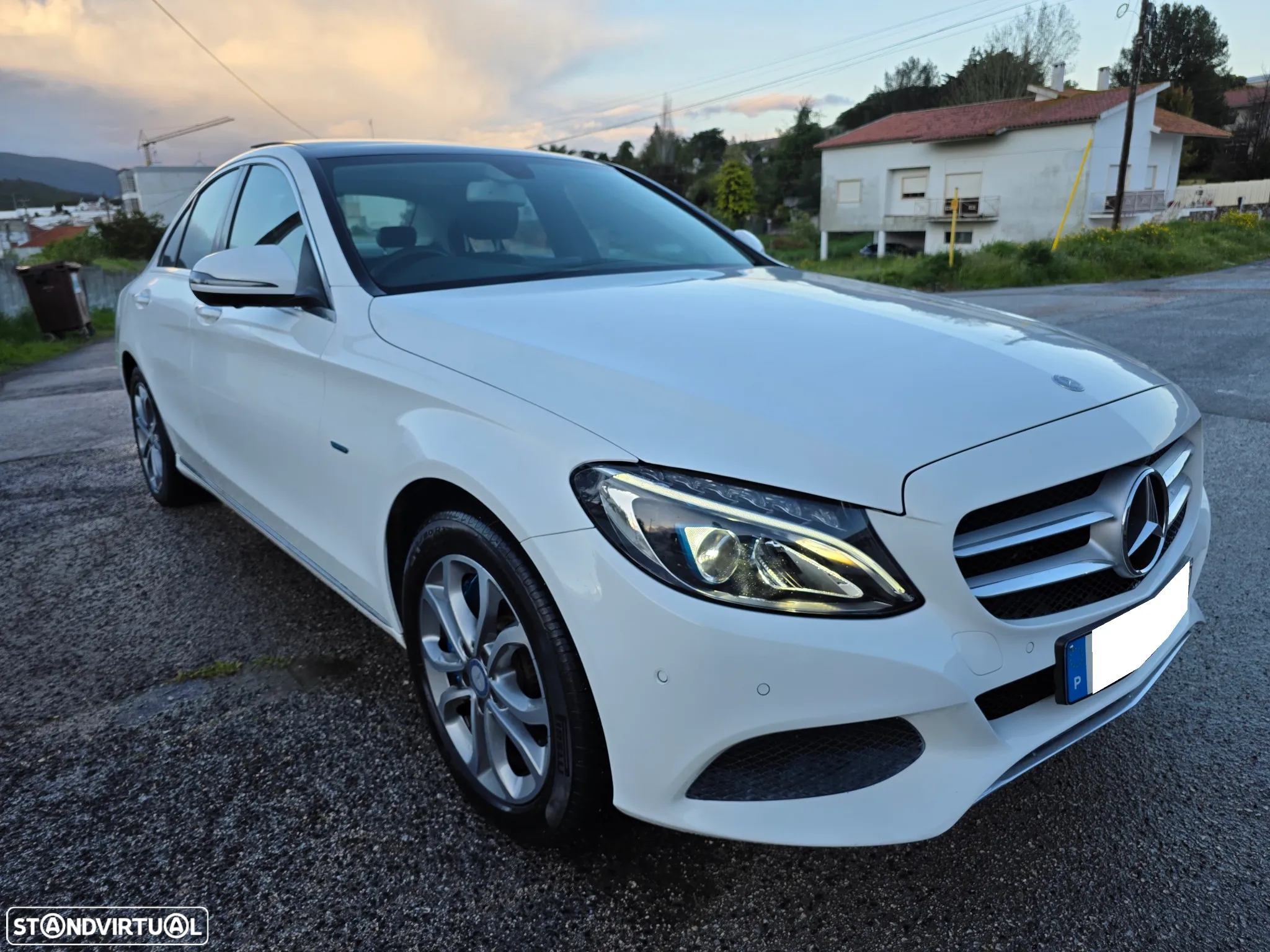 Mercedes-Benz C 350 e - 11