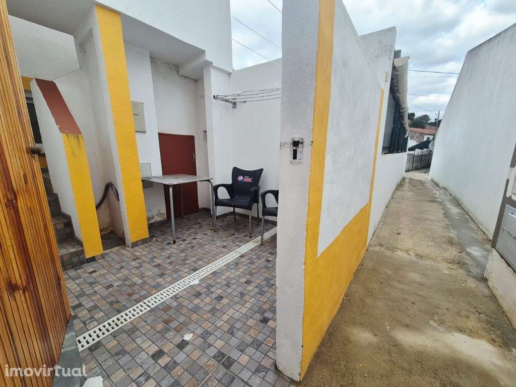 Moradia T2+T2 - Grande imagem: 4/31