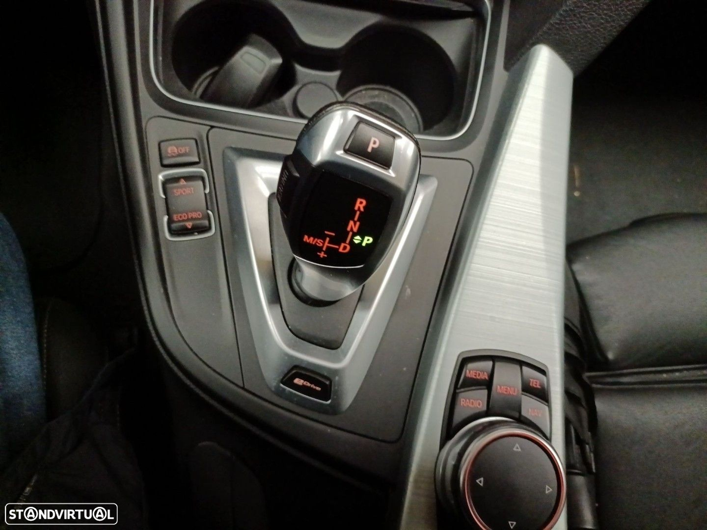 BMW 330 e iPerformance Line Sport - 17