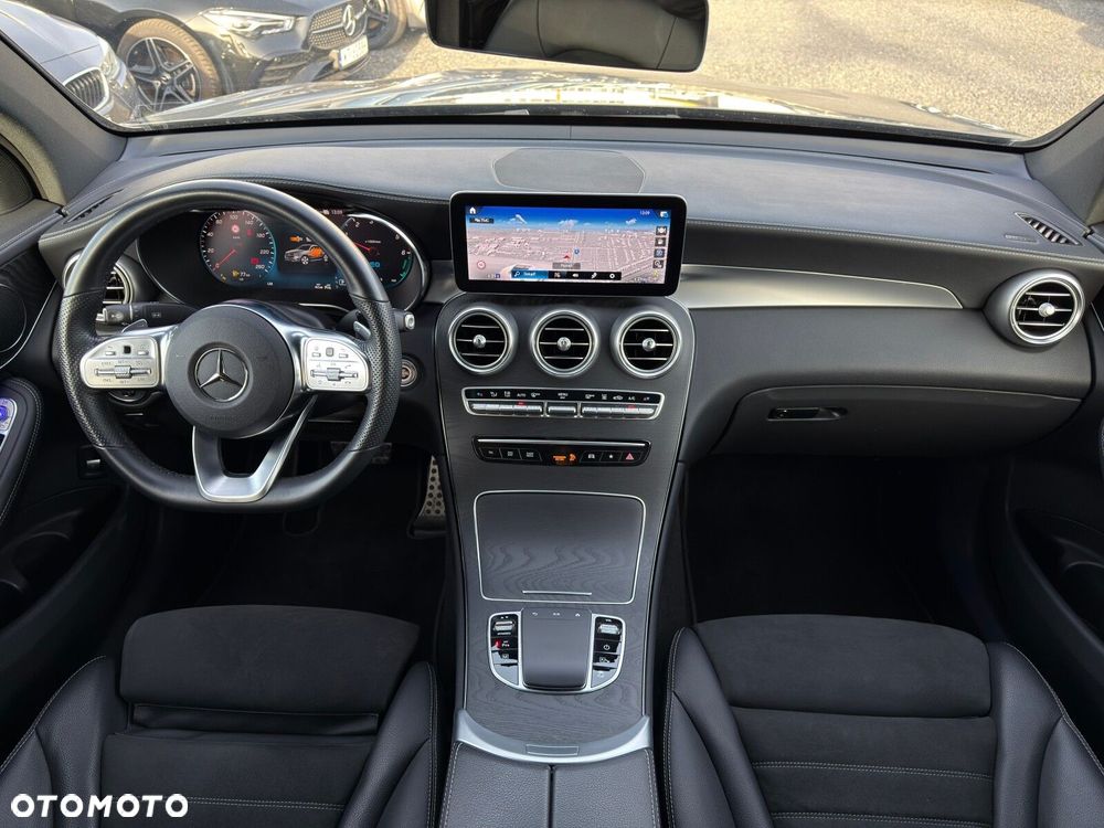 Mercedes-Benz GLC - 14