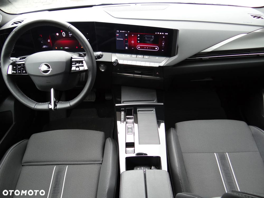 Opel Astra 1.2 T GS S&S - 15
