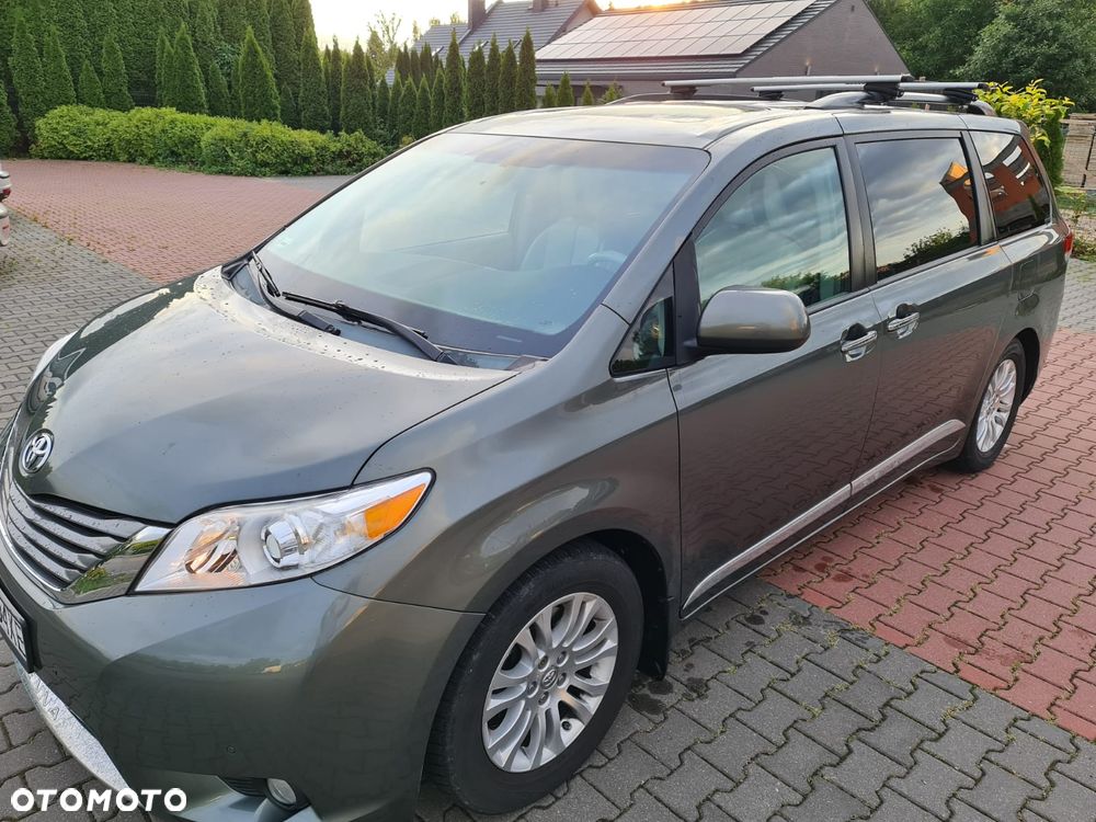 Toyota Sienna