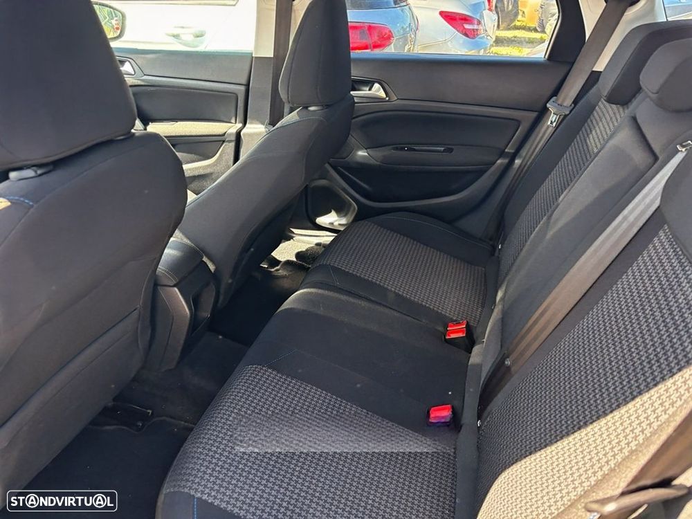 Peugeot 208 1.2 PureTech Style - 12