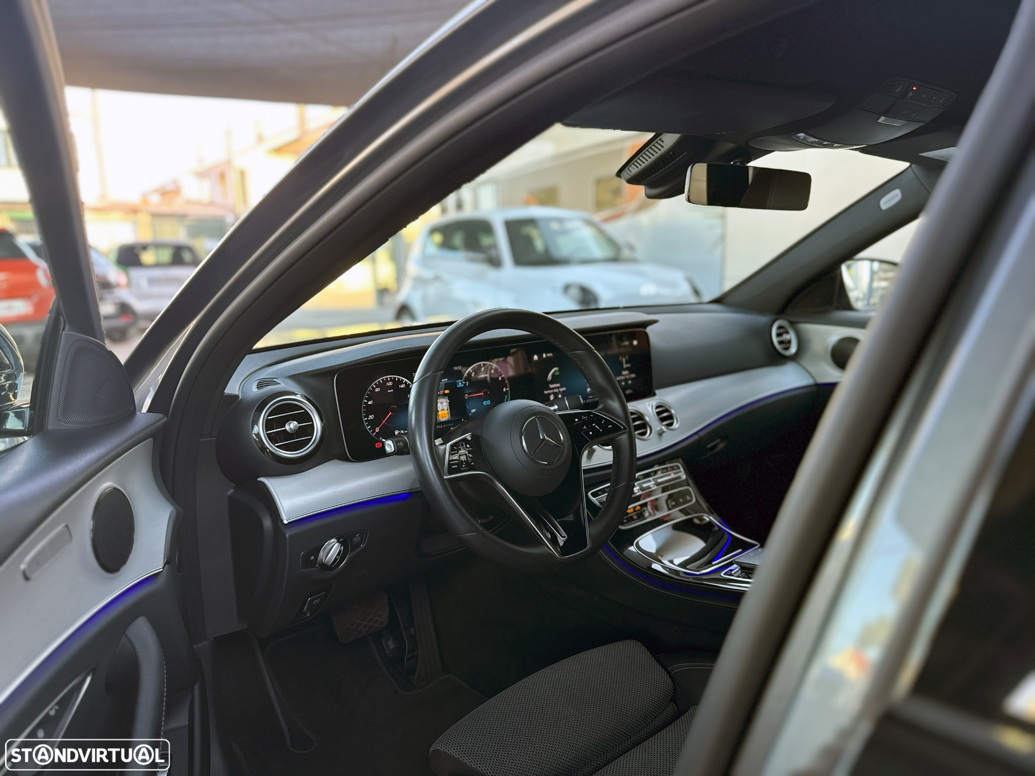Mercedes-Benz E 300 de AMG Line - 12