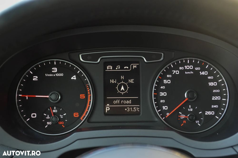 Audi Q3 2.0 TDI Quattro S tronic - 12