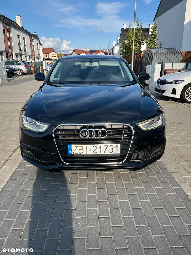 Audi A4 Limousine - 2