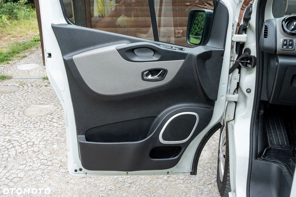 Renault Trafic - 29