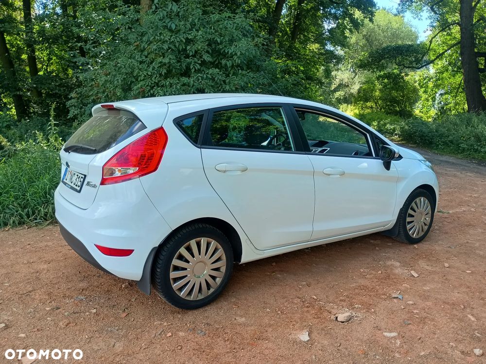 Ford Fiesta 1.25 Ghia - 3