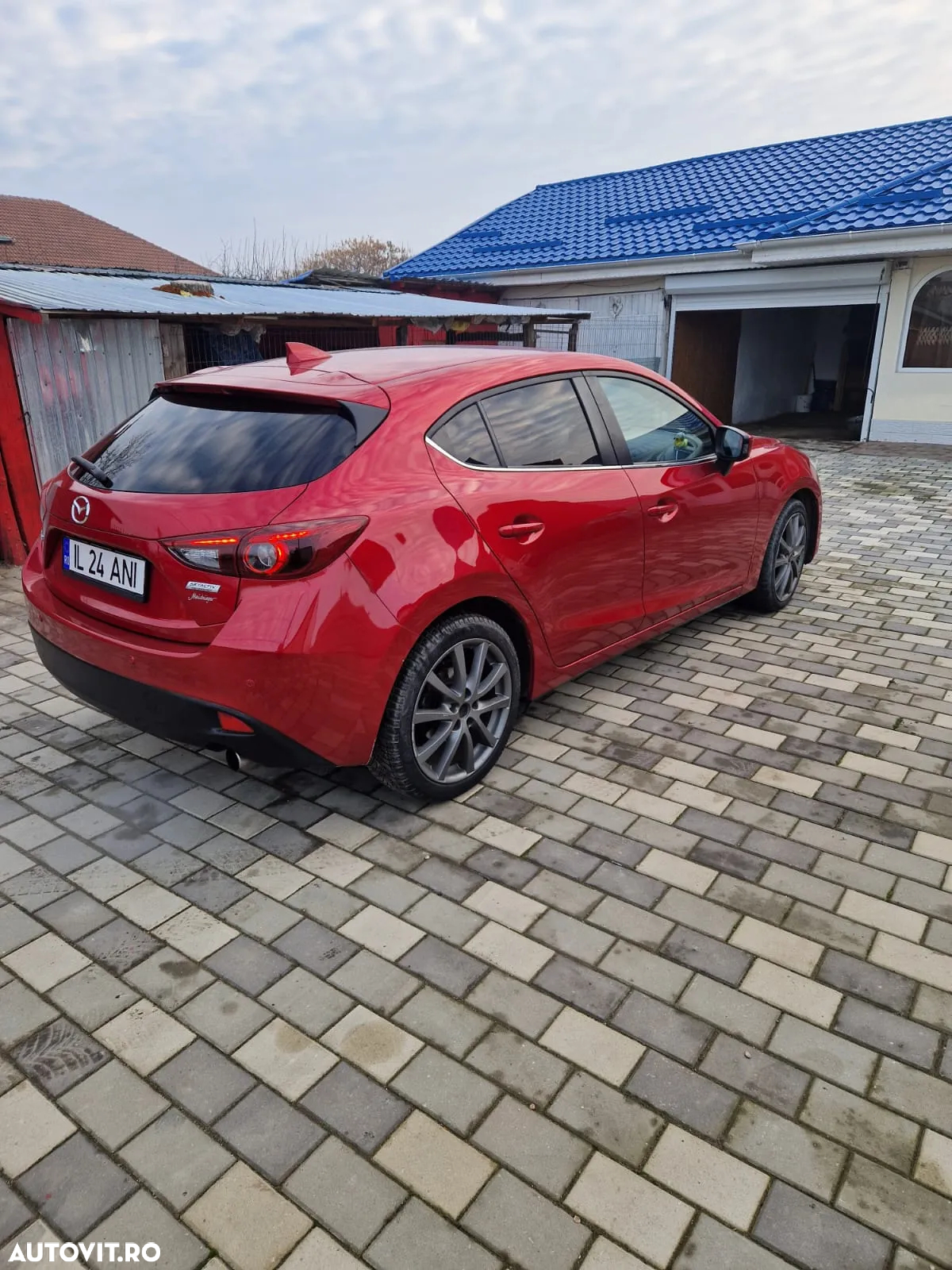 Mazda 3 - 5