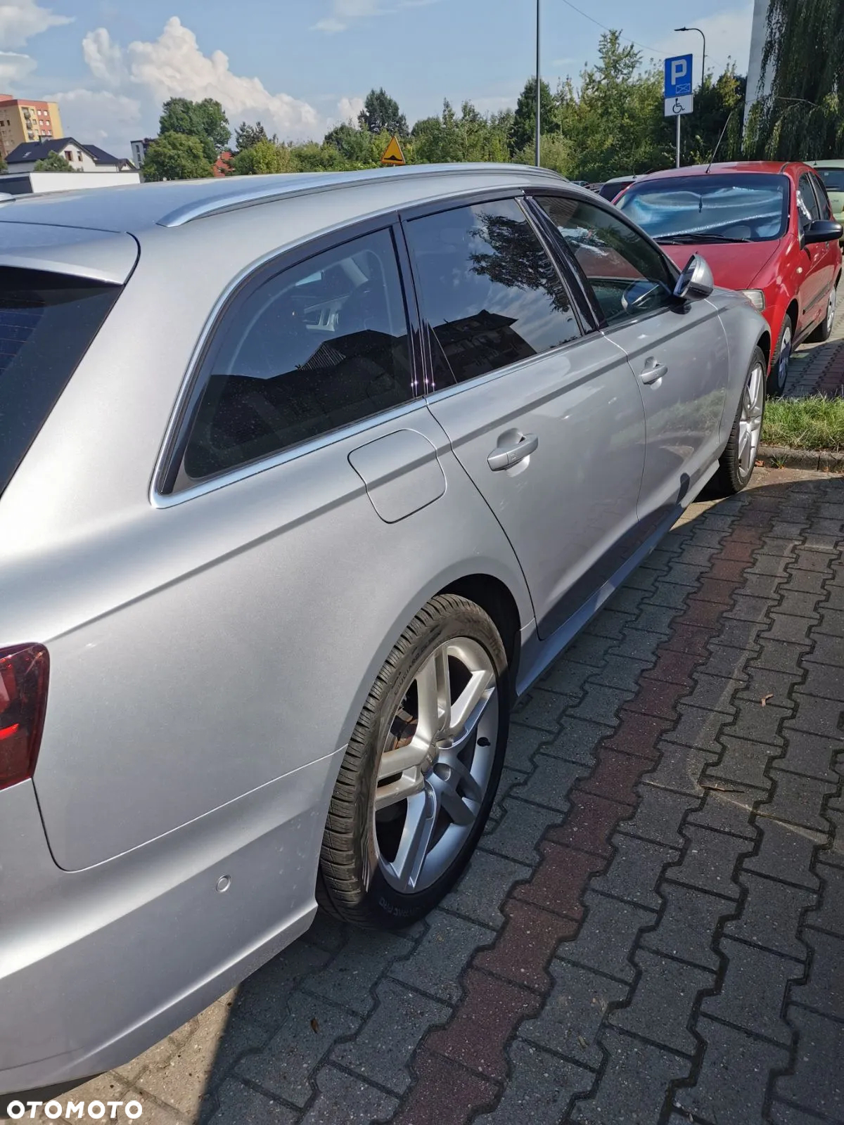 Audi A6 Avant 2.0 TDI quattro S tronic - 8