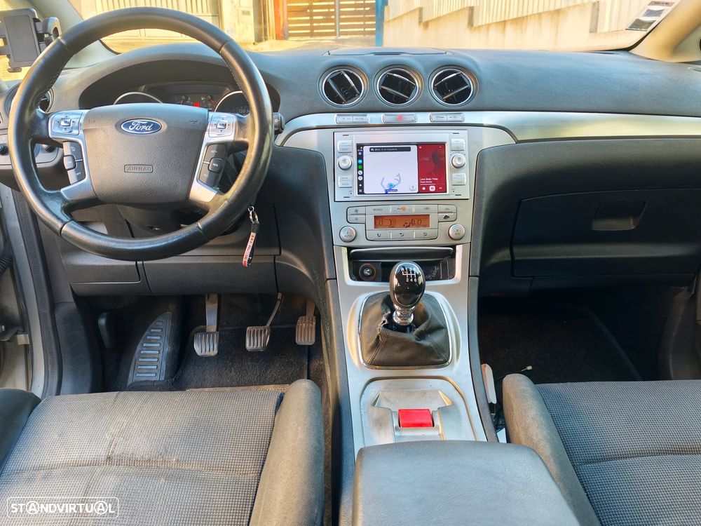 Ford S-Max 1.8 TDCi Titanium 7L - 6