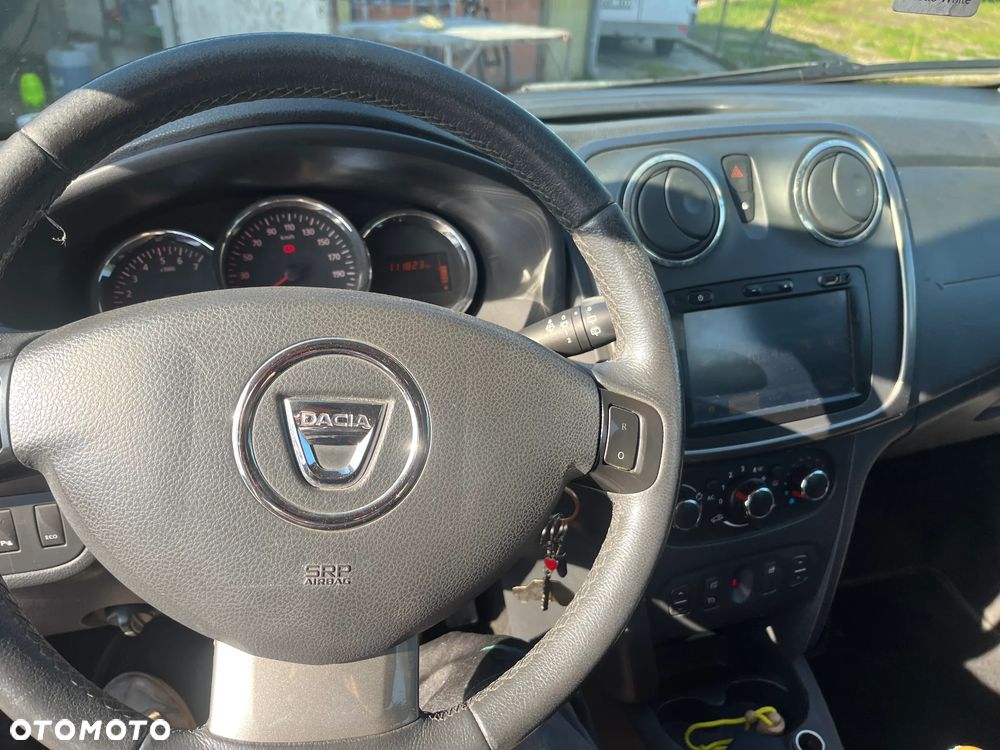 Dacia Sandero - 9