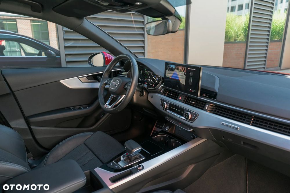 Audi A4 Avant 40 TFSI quattro S tronic S line - 22