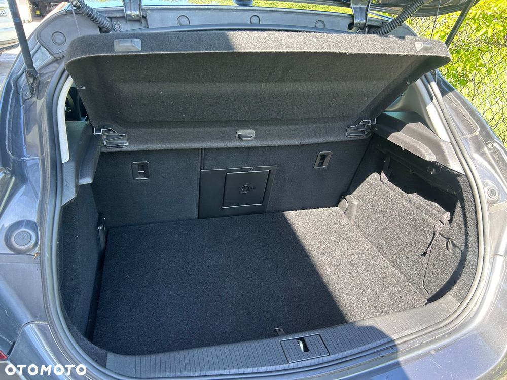 Opel Astra 1.4 Turbo 150 Jahre - 19