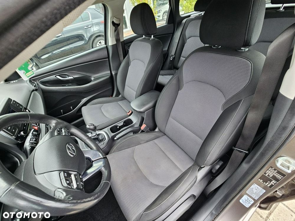 Hyundai i30 1.5 DPI Modern - 12
