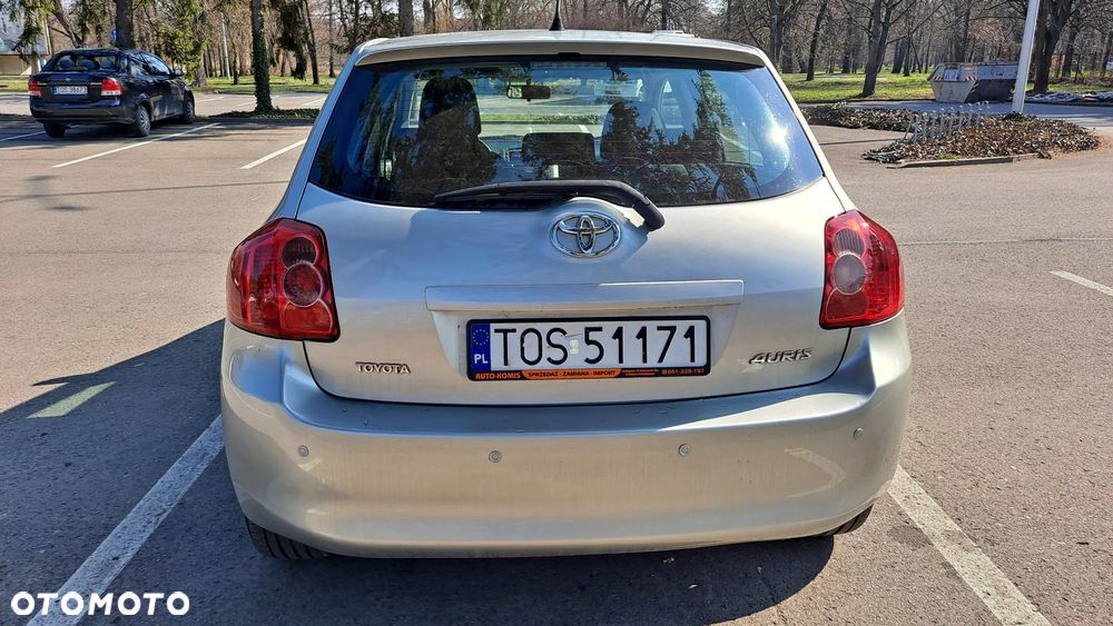 Toyota Auris - 6